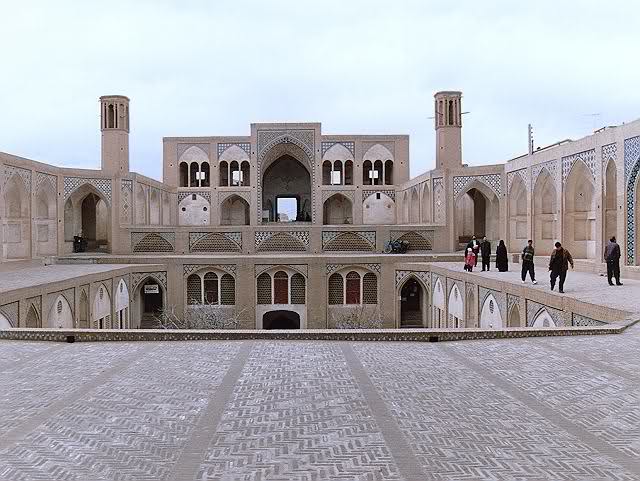 كاشان شهر گل محمدي