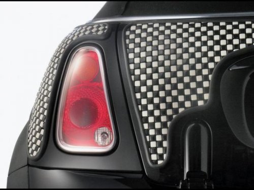 زيبا سازي اتومبيل با سليقه ايي متفاوت!!