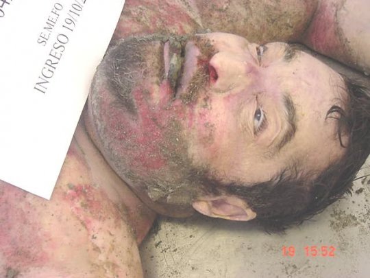 تصاویری از جسد یک انسان در بشکه ی سیمان!! وحشتناکه !