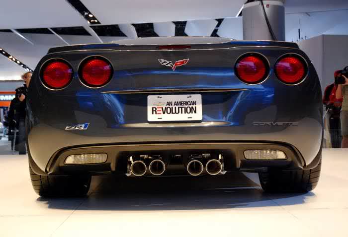 اتومبیل اسپرت شورولت کروت