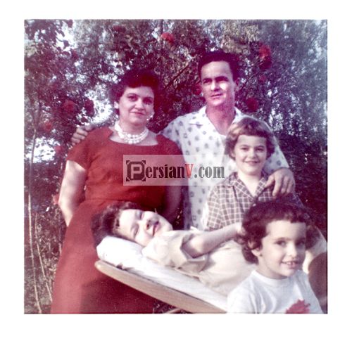عکسهایی دیدنی از زنی که 60 سال خوابیده زندگی کرد عکسهایی دیدنی از زنی که 60 سال خوابیده زندگی کرد