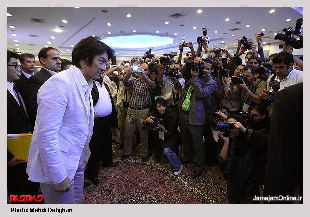 نشست مطبوعاتي جومونگ در ايران+عکس