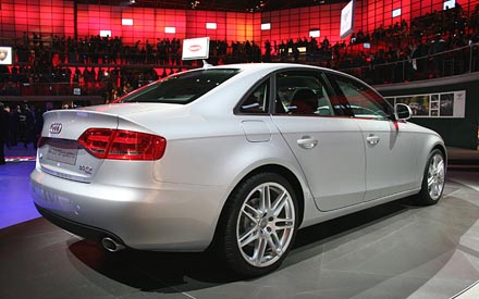 اتومبیل Audi A4 2009