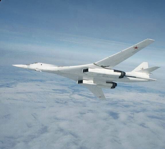 بمب افکن روسی Tu-160 بمب افکن روسی Tu-160
