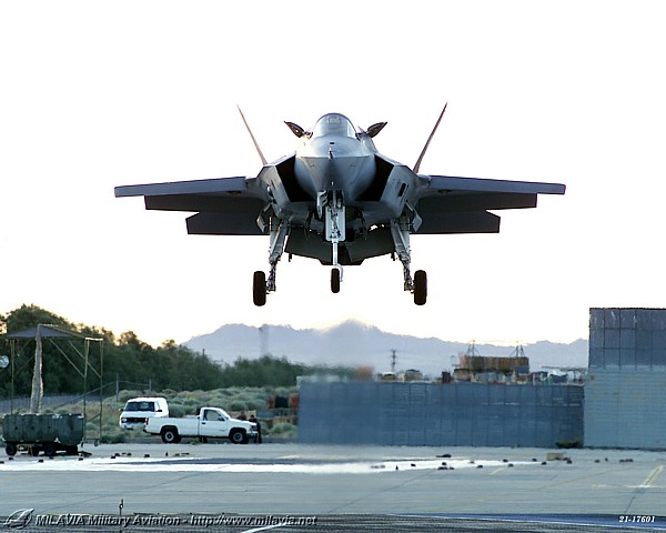 F 35 سربروس