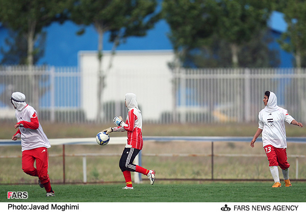 عكس هایی از تمرین تیم ملی فوتبال بانوان ایران