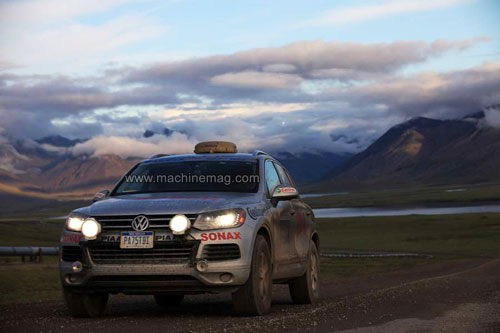 ثبت ركورد عبور از طولاني ترين بزرگراه جهان ثبت ركورد عبور از طولاني ترين بزرگراه جهان