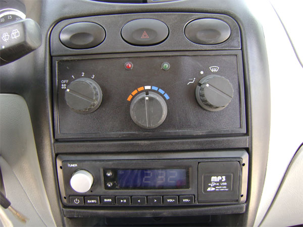 ارزان ترین خودرو ایران از راه رسید (+گزارش تصویری)