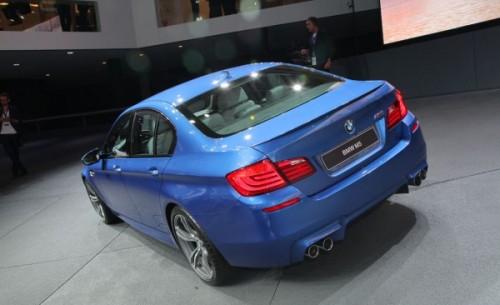 بی.ام.دبلیو m5 ؛ مدل ۲۰۱۲۲۷ بی.ام.دبلیو m5 ؛ مدل ۲۰۱۲۲۷