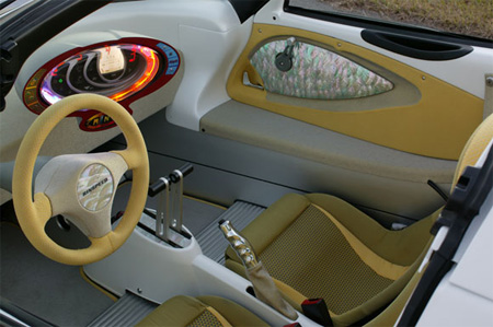 نخستین ماشین زیر دریایی جهان!