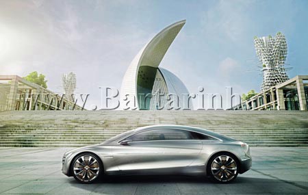 پیش فرض مرسدس بنز به زبان آينده