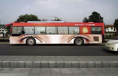 تبلیغات جالب بر روی اتوبوس های شهری