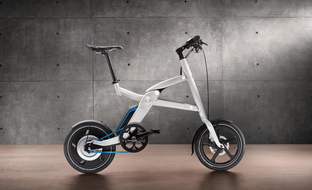 اولین فروشگاه i ب ام دبلیو اولین فروشگاه i ب ام دبلیو