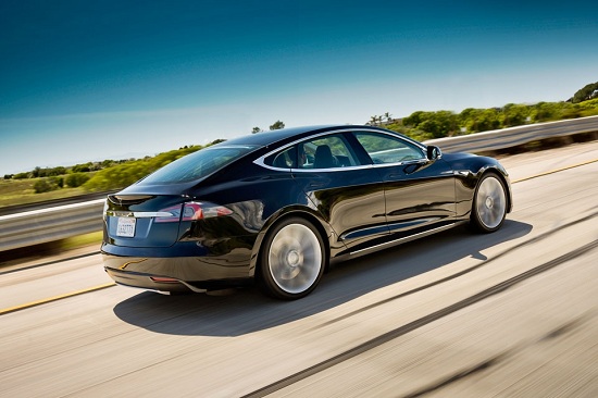 اولین سدان برقی تسلا با نام مدل اس Model S اولین سدان برقی تسلا با نام مدل اس Model S