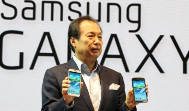 مدیرعامل سامسونگ میگوید فروش gs4 خوب است