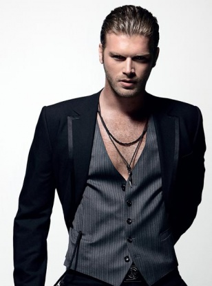 kivanc tatlitug‏ هنر پيشه ترك