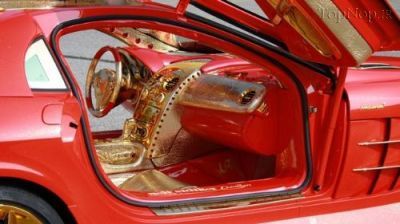 مرسدس بنز مك لارن طلايي