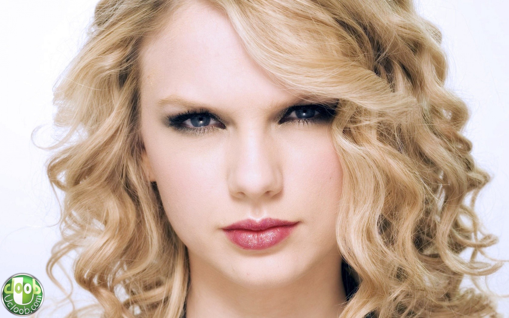 عکسهای جالب از خواننده زیبا تیلور سویفت taylor swift عکسهای جالب از خواننده زیبا تیلور سویفت taylor swift