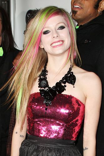 عكسهاي زيبا ازخواننده Avril Lavigne