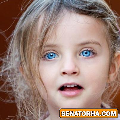 دانلود کتاب دختری با چشمهای آبی
