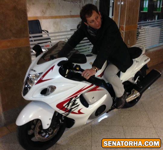 بابک زنجانی و موتور میلیونی اش/عکس