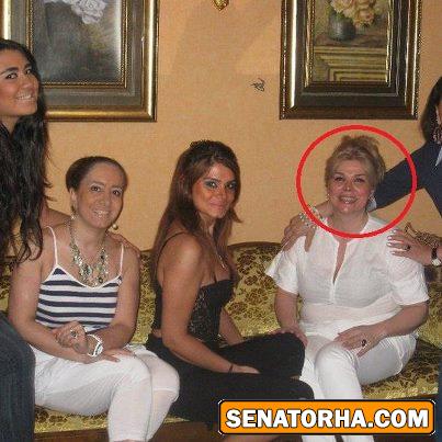عکس زیبای شیوا خنیاگر بی حجاب با یک لباس سفید زیبا