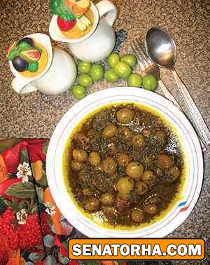 خورش گوجه سبز