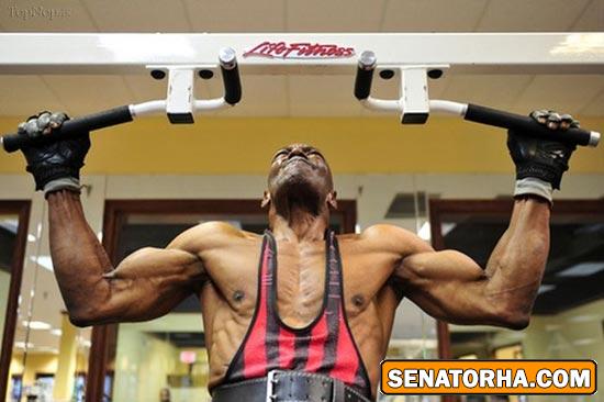 این مرد 70 ساله است +عکس این مرد 70 ساله است +عکس