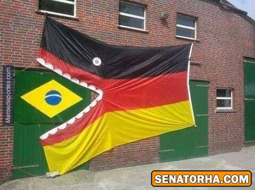 شوخی با شکست سنگین برزیل همچنان ادامه دارد (+گزارش تصویری)